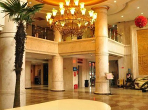 Donggang Hotel