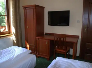 Hotel Karczma nad Stawem