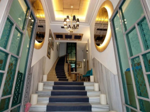 Collage Pera Hotel - Special Class