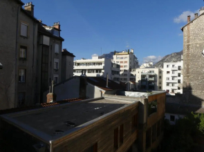 70 rue Thiers Championnet, close SNCF, new & design, 2 bedrooms, 1 office