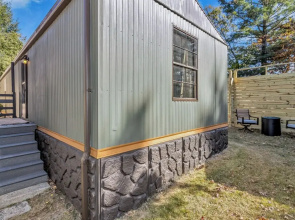 Groovy Guest House