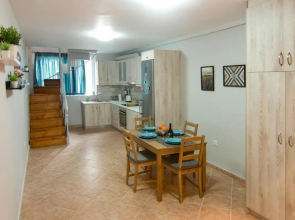 Loft renovated flat 5' from the old town Corfu