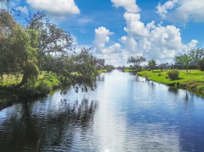 Rotunda West Canal - P820941