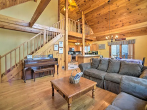 Charming New York Chalet w/ Hot Tub & Game Room!