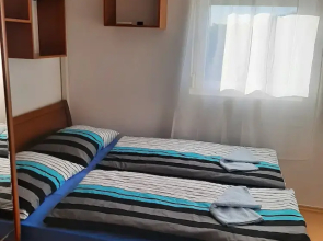 Impeccable 2-bed Apartment in Zaton