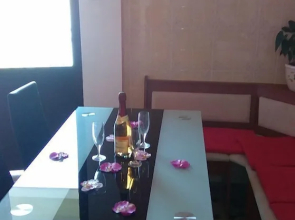 Vini - by the sea - A4