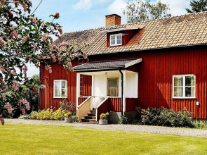 6 Person Holiday Home in Gamleby-by Traum