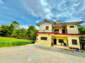 Cheerful 2 BHK Home With Free Parking & Nature View