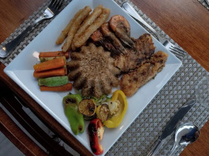 The Muse Pyramids INN