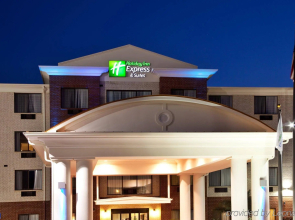 Holiday Inn Express & Suites Ocean Springs by IHG