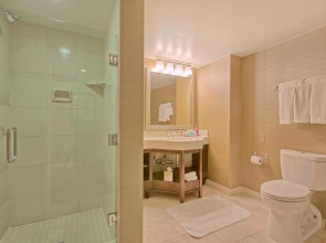 Omni Los Angeles Hotel at California Plaza