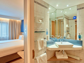 Holiday Inn Express London - Stratford by IHG