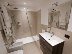 Duomo Hotel & Apartments