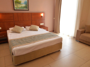 Отель Artemis Princess 