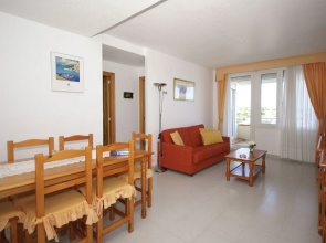 Well Kept Apartment with Sea Views & 2 Swimming Pools near Vinaròs
