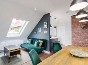 Time is Now! Beautiful Apartment in York