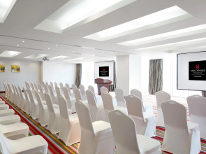 Отель Millennium Central Downtown