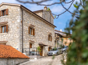 Luxury 3 Bedroom Apartment