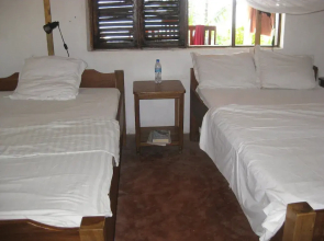 Hansen Beach Villa