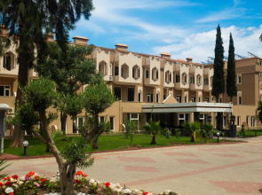 Alexius Beach Hotel