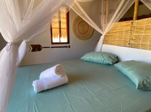 Chalé Ingrid Ar condicionado Pousada 35knots Brasil