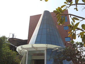 OYO 8190 Hotel Satyan Inn