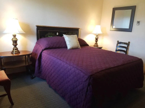 Leona's Motel