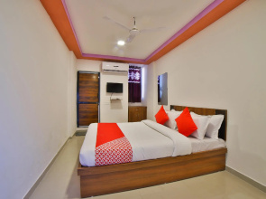 OYO 28070 Welcome Hotel And Guest House