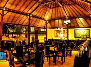 Ozz Hotel - Kuta Bali