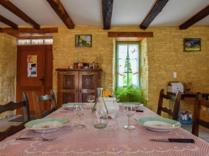 Cosy Holiday Home in Thedirac with Swimming Pool