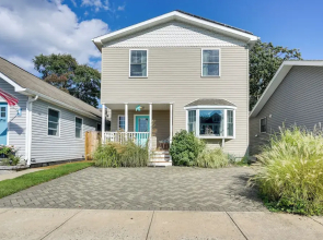 The 1818 Home w/ Porch & Grill - 1 Mi to Beach!