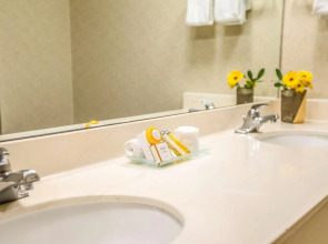 Hotel 116, A Coast Hotel Bellevue