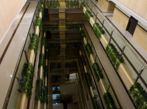 Queen Plaza Hotel