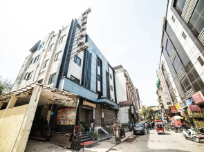 Hotel Jeyan Inn by OYO Rooms