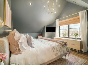 Luxe Designer Flat on Sloans Lake w/ Rooftop Deck