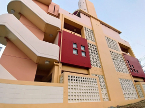 Kariyushi Condominium Mezon Max