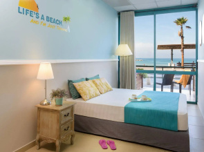 Beachfront Hotel