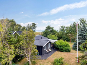 "Margit" - 10m from the sea in Lolland, Falster and Mon