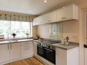The Newington Place - Spacious 5bdr House With Garden Parking