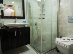 Queen Boutique Hotel