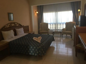 Royal Paradise Beach Resort