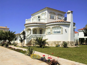 Villa With 3 Bedrooms in Ampolla, With Wonderful sea View, Private Poo