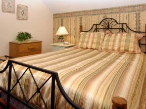 Wrens Nest Village Inn