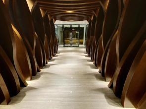 Flora by Crossroads Hotel