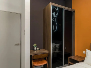 Chambers Residence, Sunway Putra Mall