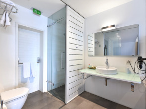 Отель Ansen Suites