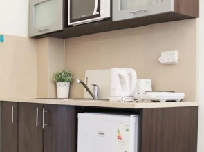 Allenby Bauhaus Apartments