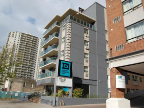 London Executive Suites Hotel