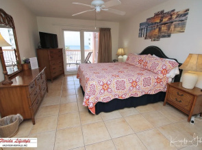 Beach Cottage 2204