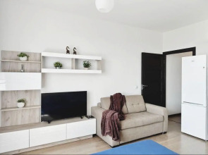 Juli Apart (Джули Апарт) на проспекте Кондратьевский 68 корпус 4